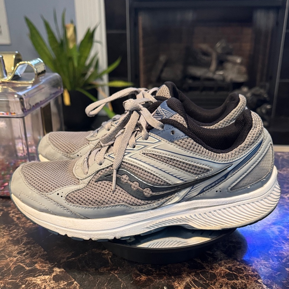 “SOLD” Saucony Men's Cohesion 14 [S20629-4] Gray/Blue Running Sneaker - Size 8W